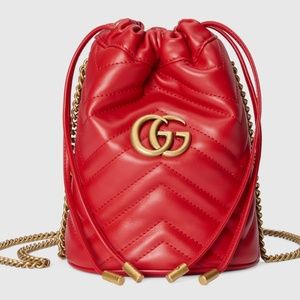 Gucci GG Marmont Matelasse Bucket Bag Crossbody